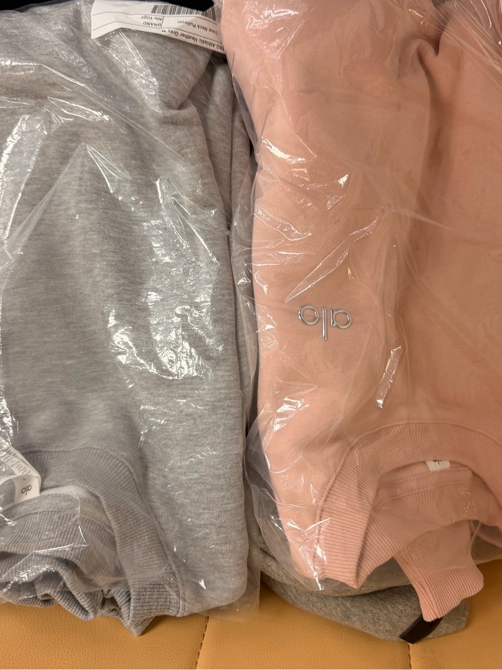 ALO Yoga Pink Cropped Crew Sweatshirt - Picture 2 of 3